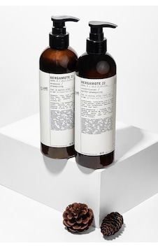 Le Labo Bergamote 22 Shampoo 480 Ml + Conditioner 480 Ml Le Labo Bergamote 22 Shampoo 480 Ml + Conditioner 480 Ml