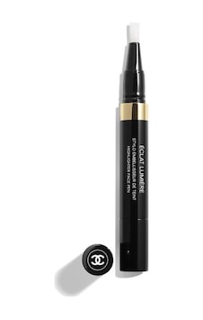 Chanel Eclat Lumiere Highlighter Pen 30 Beige