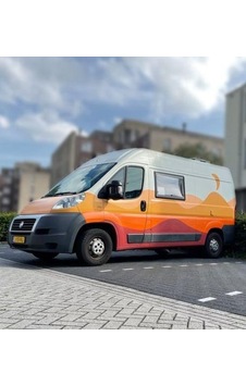 Çöl Ve Dağ Tasarımlı Karavan Sticker Etiket