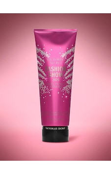 Victoria's Secret Angel Fantasy Shimmer Işıltılı Vücut Losyonu 236 Ml Victoria's Secret Angel Fantasy Shimmer Işıltılı Vücut Losyonu 236 Ml