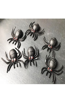 Şaka Örümcek 6 Adet Plastik Örümcek Cadılar Bayramı Dekor Ürünleri Şaka Ürünleri Şaka Malzemeleri Şaka Örümcek 6 Adet Plastik Örümcek Cadılar Bayramı Dekor Ürünleri Şaka Ürünleri Şaka Malzemeleri