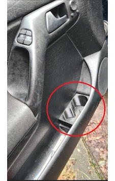 Volkswagen Golf Mk3 İkili Bardaklık Volkswagen Golf Mk3 İkili Bardaklık