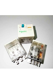 Rpm31jd 12v 15a 3c 11pın Schnıder Güç Röle Rpm31jd 12v 15a 3c 11pın Schnıder Güç Röle