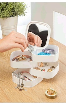 Aynalı 4 Katlı Takı Organizeri 360 Derece Dönebilen Makyaj Organizeri Düzenleyici Kutu Plastik Beyaz Diğer Aynalı 4 Katlı Takı Organizeri 360 Derece Dönebilen Makyaj Organizeri Düzenleyici Kutu Plastik Beyaz Diğer