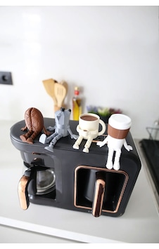 Sevimli Kahve Köşesi 4 Lü Biblo Seti - Kupa - Kahve Çekirdeği - Mokapot - Bardak 4'lü Set - 703319330 Sevimli Kahve Köşesi 4 Lü Biblo Seti - Kupa - Kahve Çekirdeği - Mokapot - Bardak 4'lü Set - 703319330