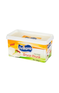Delikanlı Tam Yağlı Beyaz Peynir 1 KG Delikanlı Tam Yağlı Beyaz Peynir 1 KG