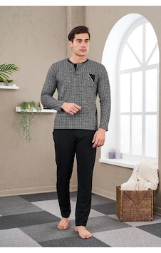 Pjs Gd Goldoremi 23709 Erkek Patlı Düğmeli Jakarlı Kışlık Uzun Kollu Pijama Takım Siyah Pjs Gd Goldoremi 23709 Erkek Patlı Düğmeli Jakarlı Kışlık Uzun Kollu Pijama Takım Siyah
