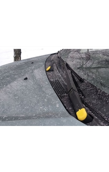 Mitsubishi L200 Ön Cam silecek Kapağı Mitsubishi L200 Ön Cam silecek Kapağı