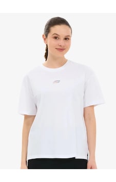 Skechers S2610017-3817 W Graphic T-shirt Short Sleeve Kadın T-shirt Beyaz Skechers S2610017-3817 W Graphic T-shirt Short Sleeve Kadın T-shirt Beyaz
