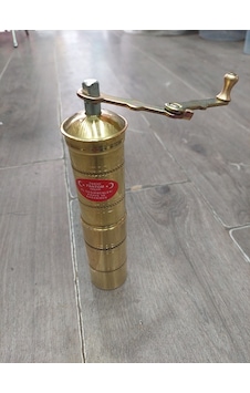 PİRİNÇ KAHVE - KARABİBER DEĞİRMENİ & ÖĞÜTÜCÜ 23CM DÜZ PİRİNÇ KAHVE - KARABİBER DEĞİRMENİ & ÖĞÜTÜCÜ 23CM DÜZ