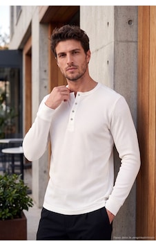 Buratti Pamuklu Regular Fit Düğmeli Bisiklet Yaka Sweat Erkek Sweat 5905852 Ekru Buratti Pamuklu Regular Fit Düğmeli Bisiklet Yaka Sweat Erkek Sweat 5905852 Ekru