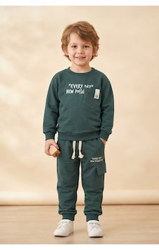 Ahengim Erkek Çocuk Pamuklu Baskılı 2 Li Takım Sweatshirt Eşofman Altı 1-4 Yaş Ak122 Koyu Yeşil Ahengim Erkek Çocuk Pamuklu Baskılı 2 Li Takım Sweatshirt Eşofman Altı 1-4 Yaş Ak122 Koyu Yeşil
