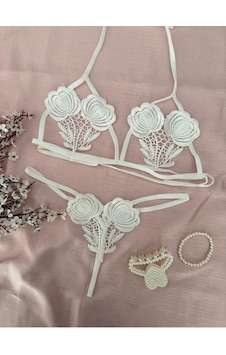 Mh Moony Homewears Çiçekli Beyaz İpli Bralet Takımı Beyaz Mh Moony Homewears Çiçekli Beyaz İpli Bralet Takımı Beyaz