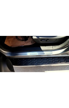 Nissan Qashqai 2014-2015-2016-2017-2018 4 Parça Krom Kapı Eşiği Nissan Qashqai 2014-2015-2016-2017-2018 4 Parça Krom Kapı Eşiği
