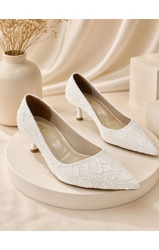 Dabab Shoes Leyla Kadın Beyaz Sivri Burun Dantel Desenli 5 Cm İnce Topuklu Stiletto Ayakkabı Dabab Shoes Leyla Kadın Beyaz Sivri Burun Dantel Desenli 5 Cm İnce Topuklu Stiletto Ayakkabı