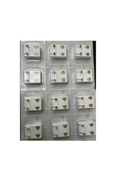 Gold Assorted Kulak Delme Küpesi 12 Çift Karışık Gold Gold Assorted Kulak Delme Küpesi 12 Çift Karışık Gold