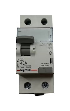 Legrand Xc3 2x40 Amper 30ma Ac Tipi Kaçak Akım Rölesi Legrand Xc3 2x40 Amper 30ma Ac Tipi Kaçak Akım Rölesi