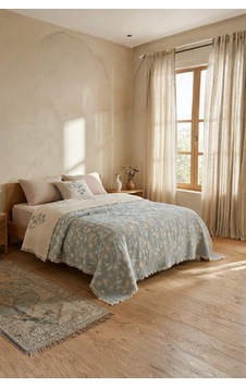 Soleil Bloom 5 Kat Dolgulu Müslin Çift Kişilik Yatak Örtüsü Pike Koltuk Örtüsü %100 Pamuk Çiçek Desenli 220x240 Cm Yeşil Soleil Bloom 5 Kat Dolgulu Müslin Çift Kişilik Yatak Örtüsü Pike Koltuk Örtüsü %100 Pamuk Çiçek Desenli 220x240 Cm Yeşil