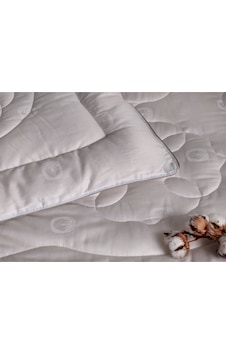 Linens Fluffy Pamuk Tek Kişilik Yorgan Linens Fluffy Pamuk Tek Kişilik Yorgan