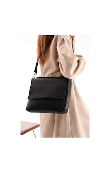 Erzeno Hakiki Deri Unisex Siyah Laptop Çantası Notebook Çantası Macbook Çantası Ve Evrak Çantası Siyah - 771182288 Siyah Erzeno Hakiki Deri Unisex Siyah Laptop Çantası Notebook Çantası Macbook Çantası Ve Evrak Çantası Siyah - 771182288 Siyah