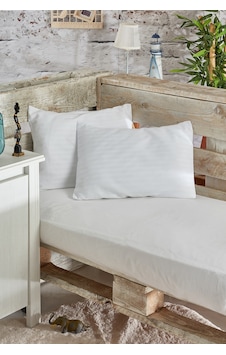 Komfort Home Bebek Çizgili Pamuk Saten Yastık Kılıfı 35X45 Cm 2 Komfort Home Bebek Çizgili Pamuk Saten Yastık Kılıfı 35X45 Cm 2