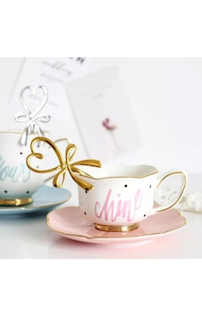 LOVYCO PARLAK GOLD KALP ÇAY KAŞIĞI 1 ADET LOVYCO PARLAK GOLD KALP ÇAY KAŞIĞI 1 ADET