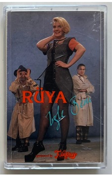 Rüya Ersavcı İzle Beni İstemiyorum Baba Kaset Orjnal Dönem Baskı Rüya Ersavcı İzle Beni İstemiyorum Baba Kaset Orjnal Dönem Baskı