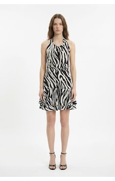 Quzu Zebra Desenli Halter Yaka Mini Elbise Kahverengi Kahverengi Quzu Zebra Desenli Halter Yaka Mini Elbise Kahverengi Kahverengi