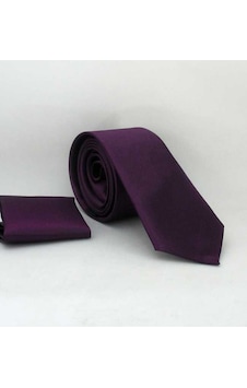Gaffy Koyu Mor Slim Fit İnce Düz Renk Mendilli Saten Kravat - SS-21 Mor Gaffy Koyu Mor Slim Fit İnce Düz Renk Mendilli Saten Kravat - SS-21 Mor