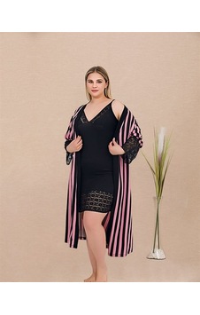 Red Womans Büyük Beden Çizgi Desenli Dantel İşlemeli 2'li Viskon Siyah Gecel Red Womans Büyük Beden Çizgi Desenli Dantel İşlemeli 2'li Viskon Siyah Gecel