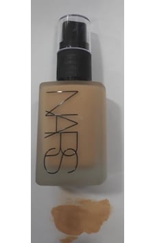 Nars Sheer Matte Fondöten Fiji Light 5 Refill 30 Ml Nars Sheer Matte Fondöten Fiji Light 5 Refill 30 Ml