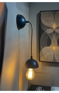 Siyah Duvar Apliği Endüstriyel & Minimalist Tasarım Modern Dekoratif Edison Lamba Siyah Siyah Duvar Apliği Endüstriyel & Minimalist Tasarım Modern Dekoratif Edison Lamba Siyah