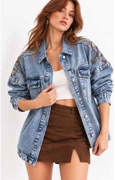Saade Açık Mavi Etnik İşlemeli Oversize Denim Ceket Saade Açık Mavi Etnik İşlemeli Oversize Denim Ceket