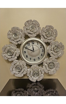 54 Cm Taşlı Çiçekli Silver Duvar Saati Renkli 54 Cm Taşlı Çiçekli Silver Duvar Saati Renkli