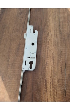 İspanyolet Kilitli Pimapen Kapı Kilidi 160 Cm Emniyet Kilidi 35 Göbek İspanyolet Kilitli Pimapen Kapı Kilidi 160 Cm Emniyet Kilidi 35 Göbek