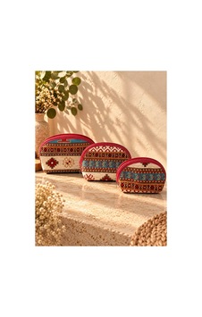 Badufa Home Etnik Kilim Desenli Fermuarlı El Askılı Makyaj Ve Organizer Çantası-3farklı Boy Pembe-bej Pembe-bej Badufa Home Etnik Kilim Desenli Fermuarlı El Askılı Makyaj Ve Organizer Çantası-3farklı Boy Pembe-bej Pembe-bej