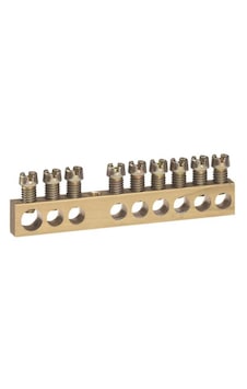 004803 Pano Tipi İzolesiz Vidalı Klemens Uzunluk 73mm Kapasite 8 1,5 İle 16mm 004803 Pano Tipi İzolesiz Vidalı Klemens Uzunluk 73mm Kapasite 8 1,5 İle 16mm