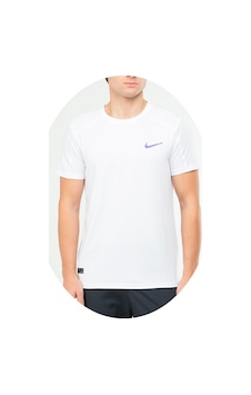 Nike Ef-4574 Erkek Polyester T-shirt Beyaz Nike Ef-4574 Erkek Polyester T-shirt Beyaz