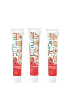 Eurofresh Little Kids 3+ Yaş Çilek Aromalı Çocuk Diş Macunu 50 G x 3 Eurofresh Little Kids 3+ Yaş Çilek Aromalı Çocuk Diş Macunu 50 G x 3