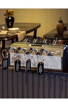 Fender Gitar Jack Girişli Dekoratif Anahtarlık Askısı Müzikseverlere Özel Tasarım