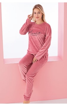 Farya Home Luxury Velvet Fransız Kadife Yazı Detaylı Pijama Takımı Pembe Açık Pembe Farya Home Luxury Velvet Fransız Kadife Yazı Detaylı Pijama Takımı Pembe Açık Pembe
