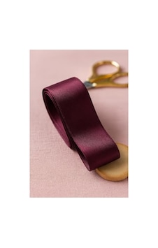 4 Cm Genişliğinde Mor Saten Kurdela - 10 Metre 256 4 Cm Genişliğinde Mor Saten Kurdela - 10 Metre 256