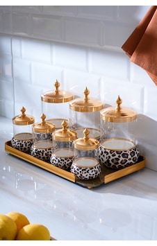 Acar Ortigia 8 Parça Cam Tepsili Baharat Seti Gold - Siyah Acar Ortigia 8 Parça Cam Tepsili Baharat Seti Gold - Siyah