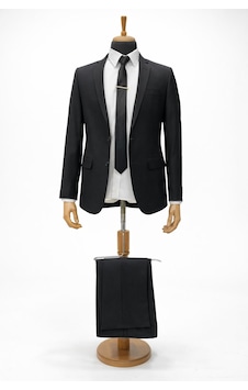 Erkek İtalyan Kesim Regular Fit Takım Elbise - 7482 Siyah Erkek İtalyan Kesim Regular Fit Takım Elbise - 7482 Siyah