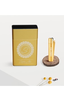 Bk Gift Kişiye Özel İsimli Gold Metal Sigara Tabakası Ve Clipper Çakmak Seti - 2 Siyah Bk Gift Kişiye Özel İsimli Gold Metal Sigara Tabakası Ve Clipper Çakmak Seti - 2 Siyah