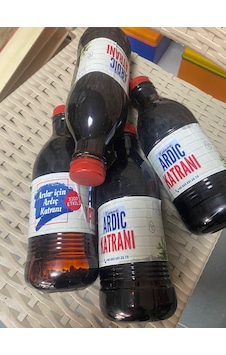 Arılar İçin Ardıç Katranı