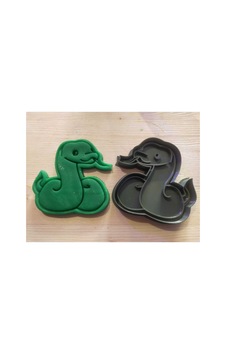 Slytherin Kurabiye Kalıbı Nagini 2 Parça 9 X 9 Cm Gıdaya Uygun Diğer Slytherin Kurabiye Kalıbı Nagini 2 Parça 9 X 9 Cm Gıdaya Uygun Diğer