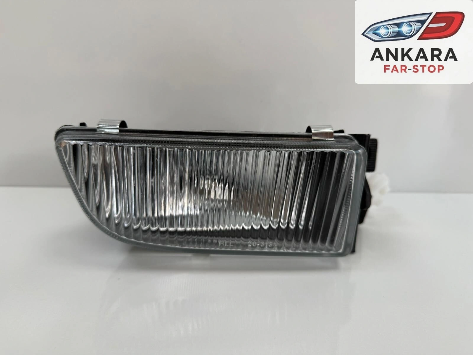 Toyota Carina 1996 - 1999 Sis Lambası Ön Sağ Toyota Carina 1996 - 1999 Sis Lambası Ön Sağ