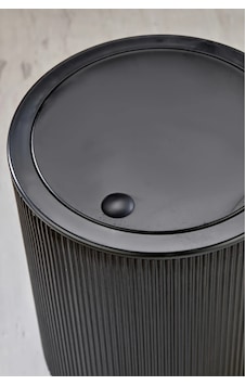 6,5 Lt Yuvarlak Çizgi Model Banyo Mutfak Çöp Kovası Siyah Siyah 6,5 Lt Yuvarlak Çizgi Model Banyo Mutfak Çöp Kovası Siyah Siyah