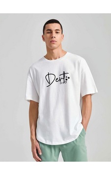 Unisex Oversize Dert Baskılı T-shirt Beyaz Unisex Oversize Dert Baskılı T-shirt Beyaz
